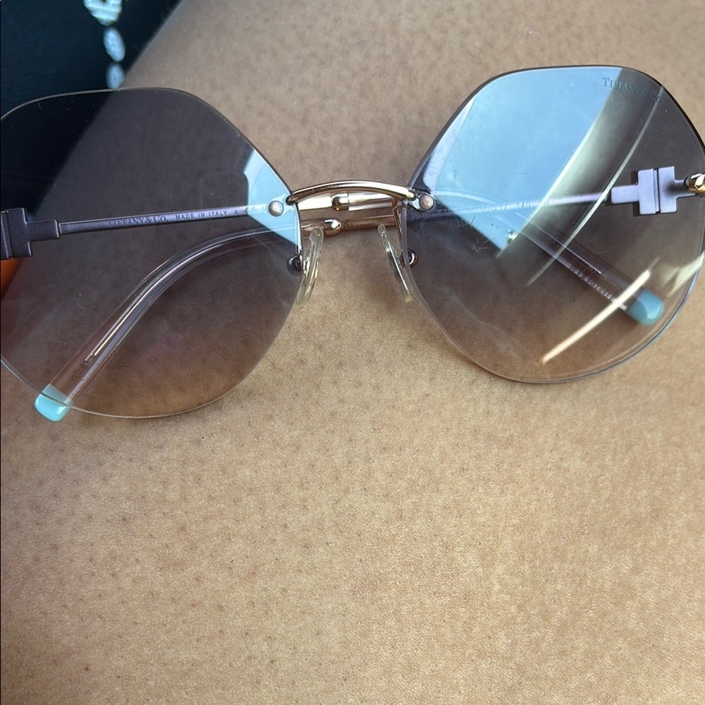 Tiffany & Co. Gray Rimless Sunglasses with Gradient Lenses